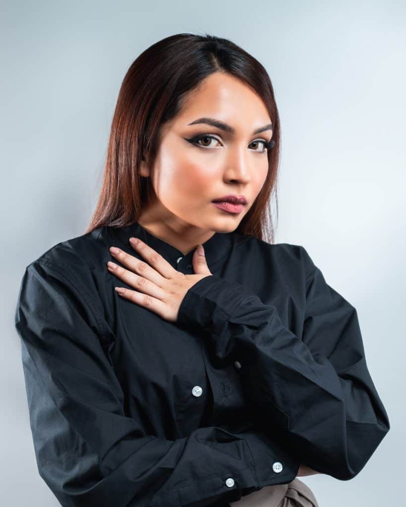 Women's Black Band Collar Shirt Mandarin Collar Gorur Ghash