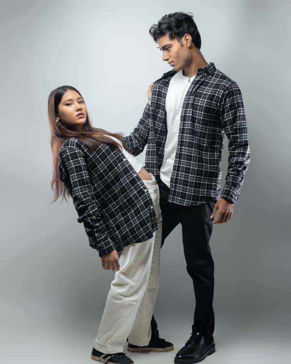 Men's Long Sleeve Flannel Shirt in Black with White Lines - Image 9