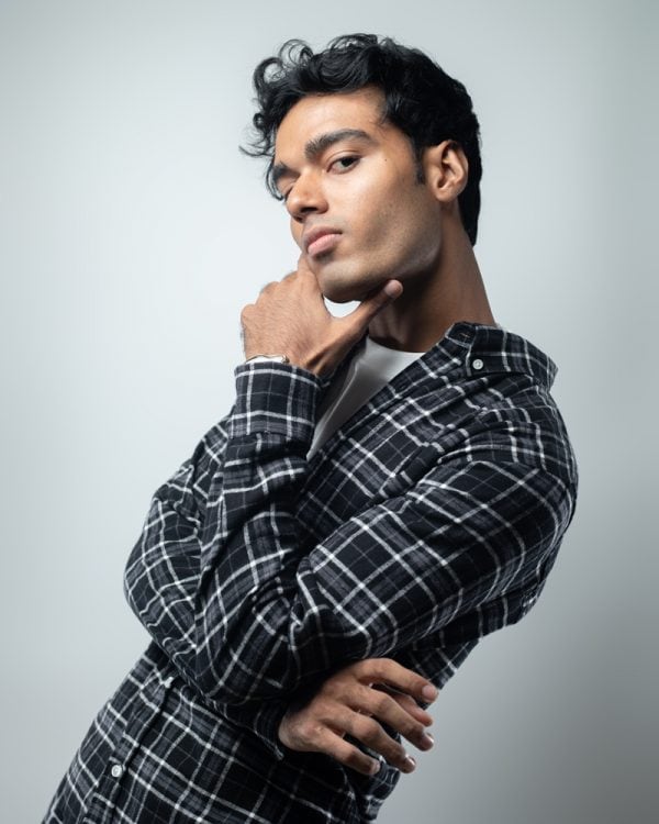Men's Long Sleeve Flannel Shirt in Black with White Lines - Image 7