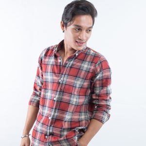 Men’s Long Sleeve Flannel Shirt in Brick Red