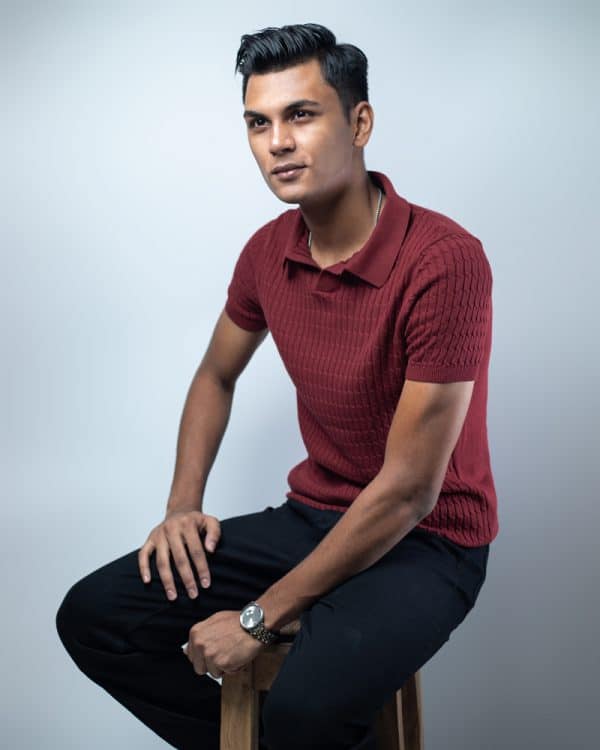 Men’s Cable Knit Polo in Maroon - Image 4