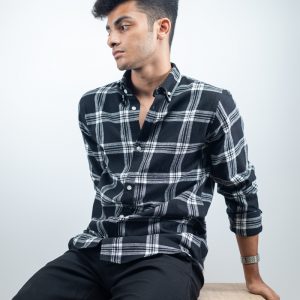 Men’s Long Sleeve Flannel Shirt in Black and white