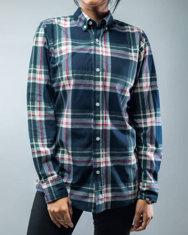Women's Long Sleeve Stretchy Flannel Shirt in Green - Image 3