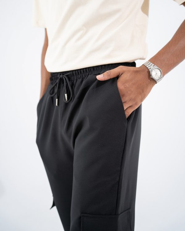 Men's Baggy Fit Cargo Pants in Black - Image 2