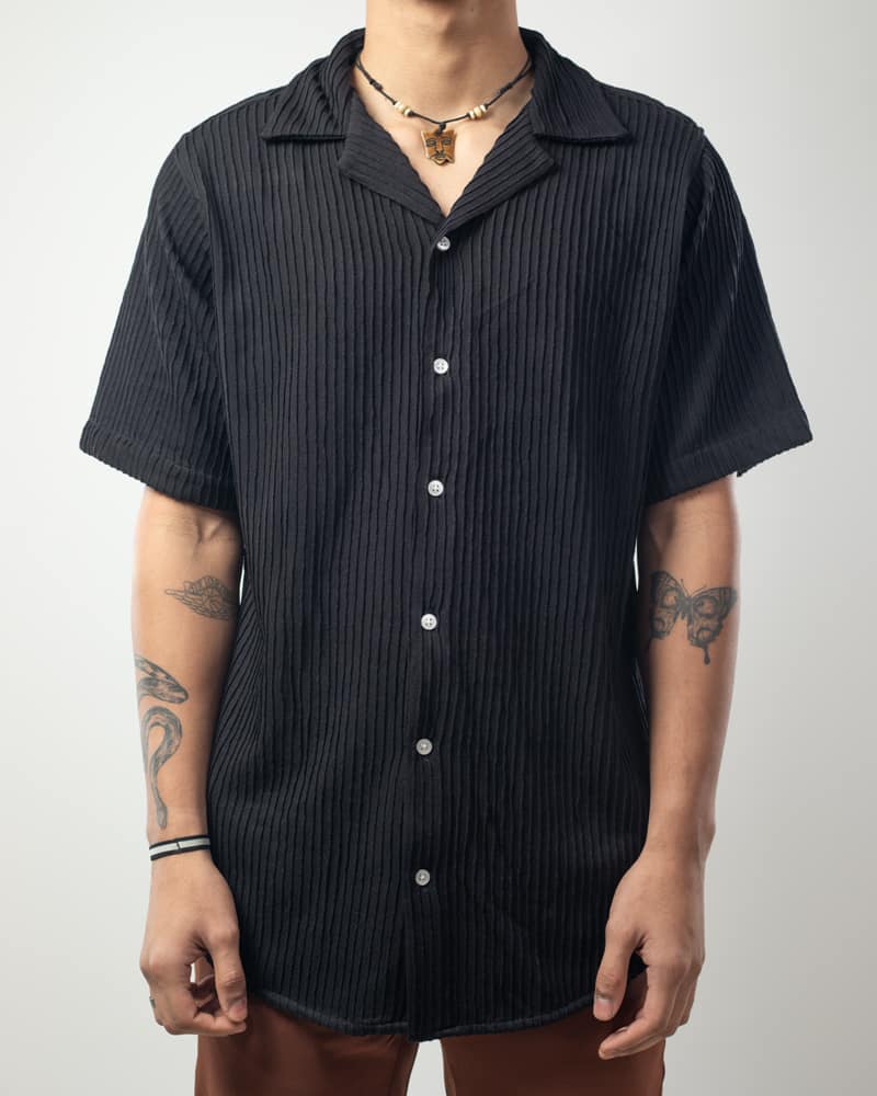 Men’s Vertical Stripe Patterned Half Sleeve Cuban Shirt in Black ...