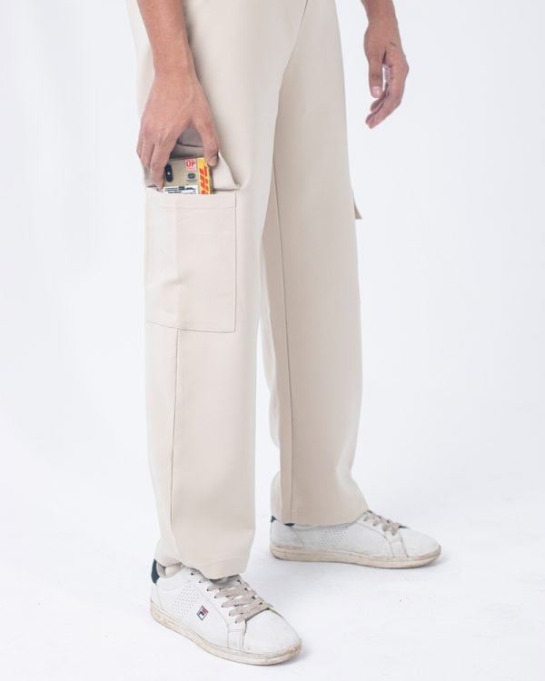 Men's Baggy Fit Cargo Pants in Off White