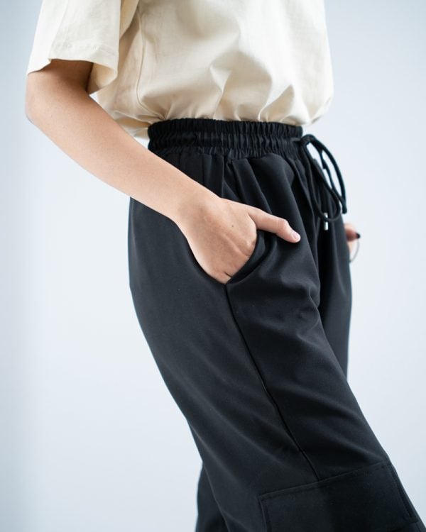 Women's Baggy Fit Cargo Pants in Black - Image 2