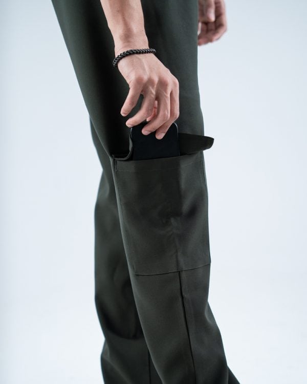 Men’s Baggy Fit Cargo Pants in Dark Jungle Green - Image 4