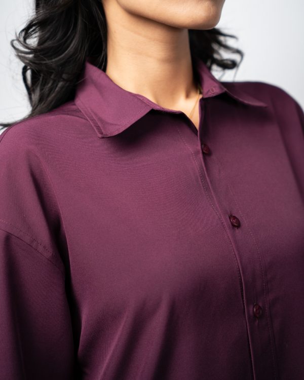Women’s Oversized Flow Shirt in Maroon - Image 3