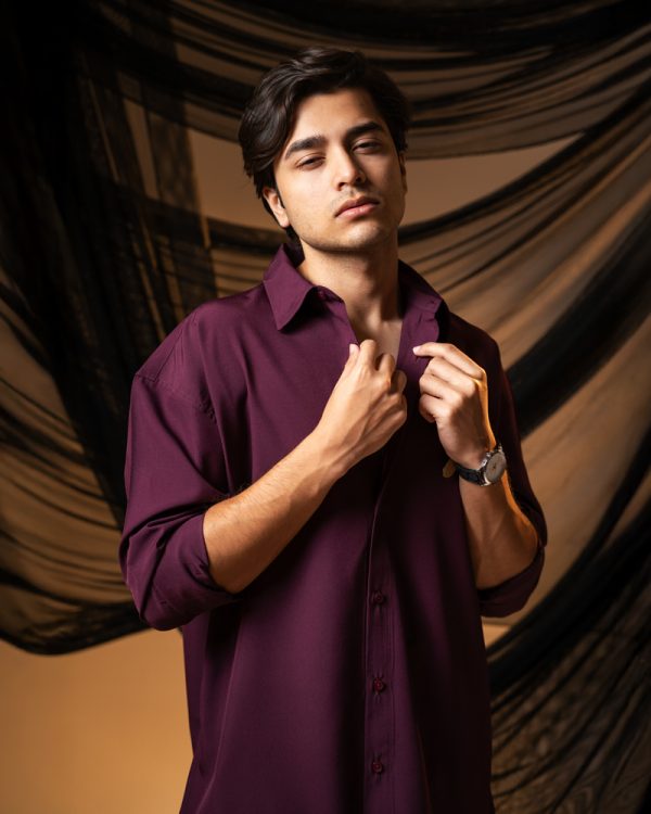 Men’s Oversized Flow Shirt in Maroon - Image 4