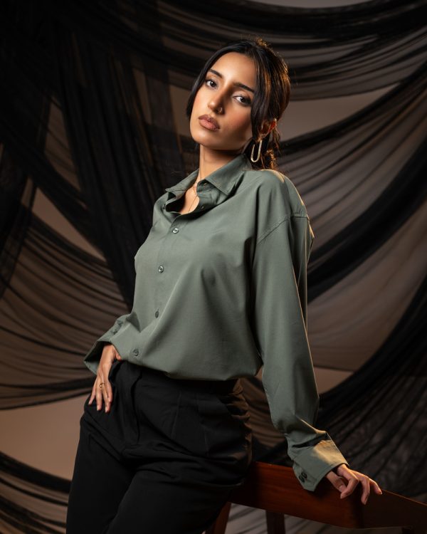 Women’s Oversized Flow Shirt in Muted Green