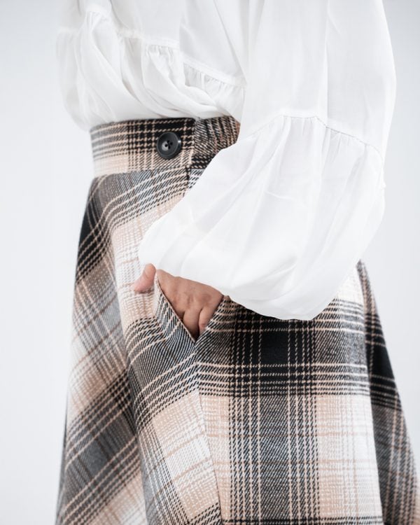 Women's Long Flannel Skirt in Black and Cream - Image 4