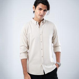 Men’s Long Sleeve Button-Down Herringbone Patterned Shirt in Light Cream
