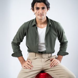 Men’s Long Sleeve Button-Down Herringbone Patterned Shirt in Hunter Green