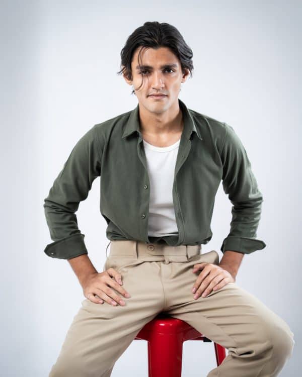 Men’s Long Sleeve Button-Down Herringbone Patterned Shirt in Hunter Green
