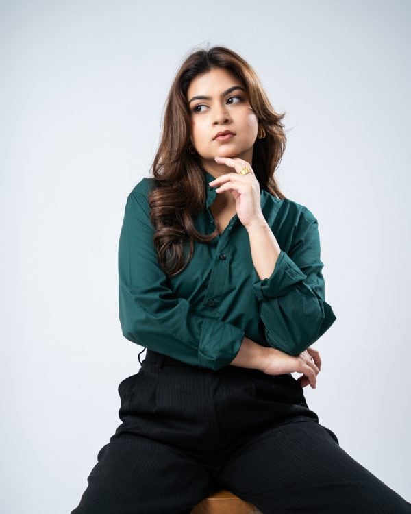 Women’s Full Sleeve Band Collar Shirt in Bottle Green - Image 7