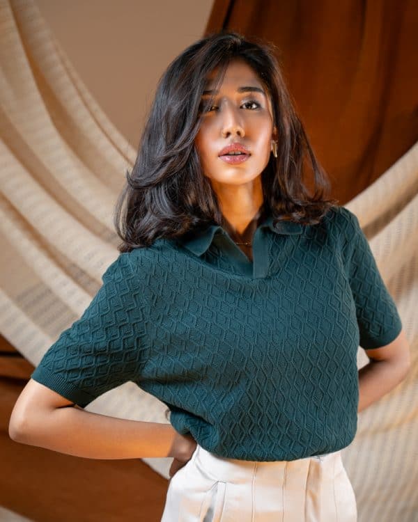 Women's Rhombus Patterned Knit Polo in Bottle Green