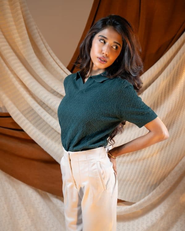 Women's Rhombus Patterned Knit Polo in Bottle Green - Image 4
