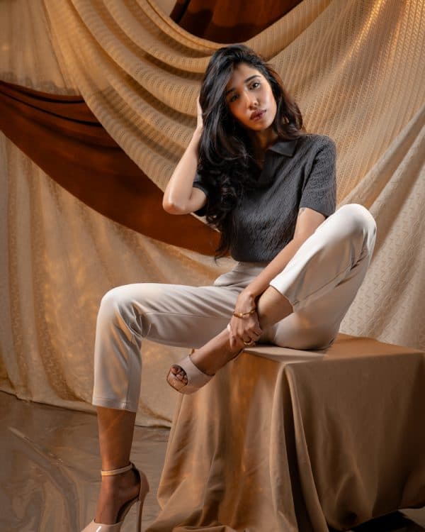 Women's Rhombus Patterned Knit Polo in Grey - Image 7