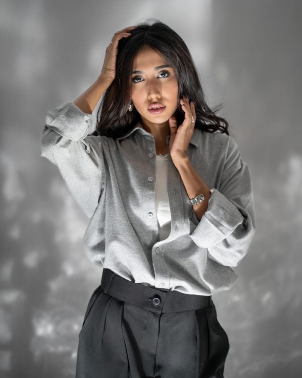 Women's Long Sleeve Oversized Shirt in Light Grey