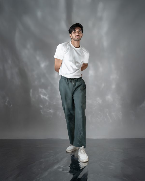 Men's Baggy Fit Cargo Pants in Muted Dark Green - Image 2