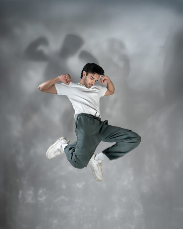 Men's Baggy Fit Cargo Pants in Muted Dark Green - Image 7