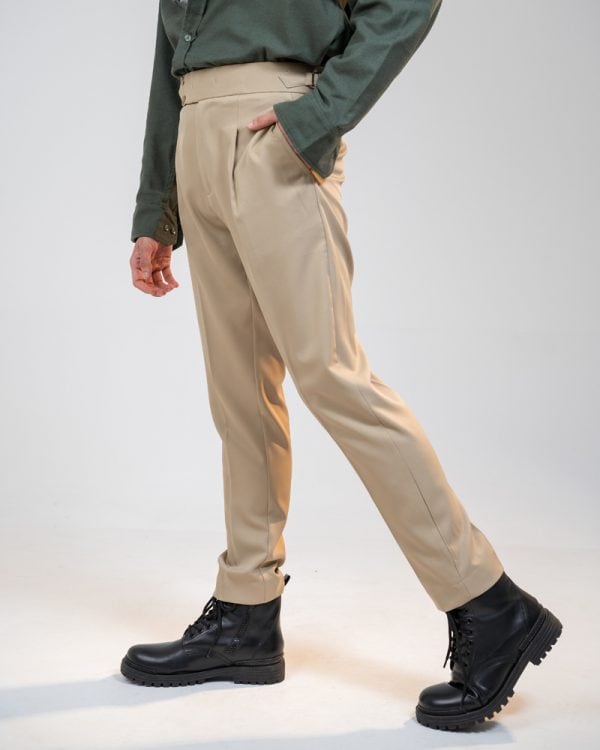 Men’s Cream Classic Pleated Gurkha Pants with New Belt - Image 3