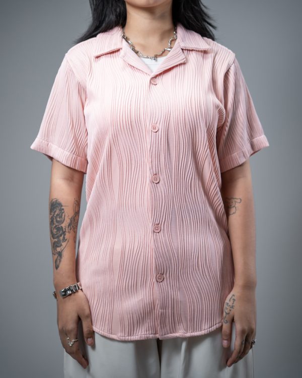 Women's Wavy Patterned Half Sleeve Cuban in Baby Pink - Image 2