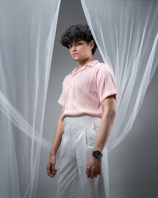 Men's Wavy Patterned Half Sleeve Cuban in Baby Pink