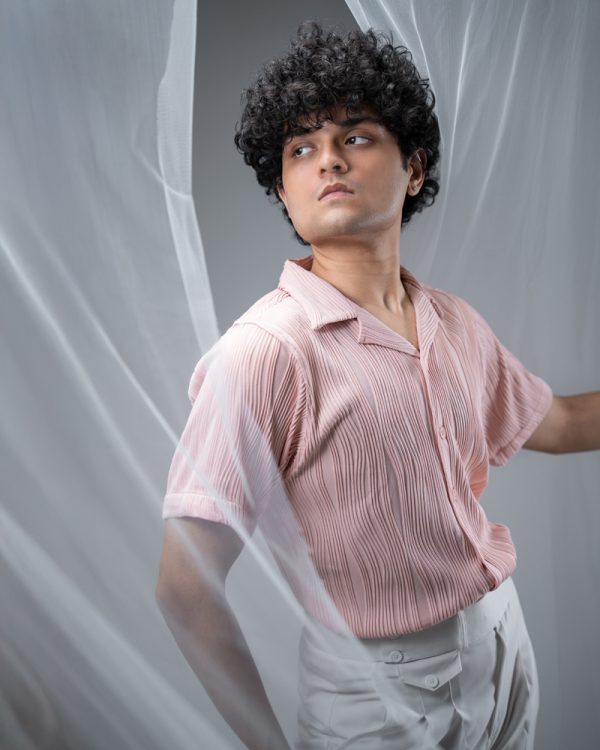 Men's Wavy Patterned Half Sleeve Cuban in Baby Pink - Image 5