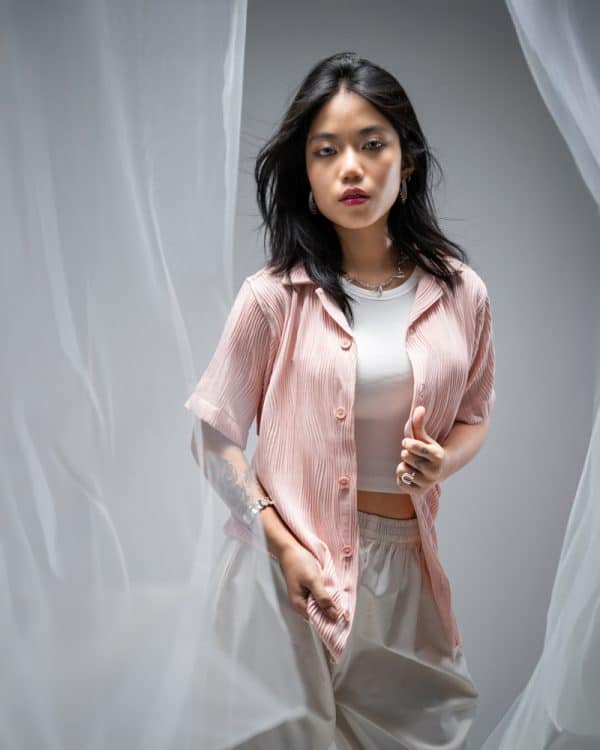 Women's Wavy Patterned Half Sleeve Cuban in Baby Pink