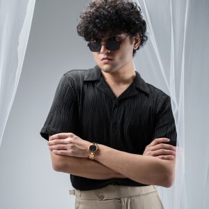 Men's Wavy Patterned Half Sleeve Cuban in Black