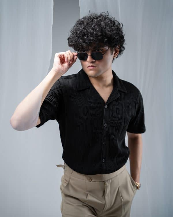 Men's Wavy Patterned Half Sleeve Cuban in Black - Image 6