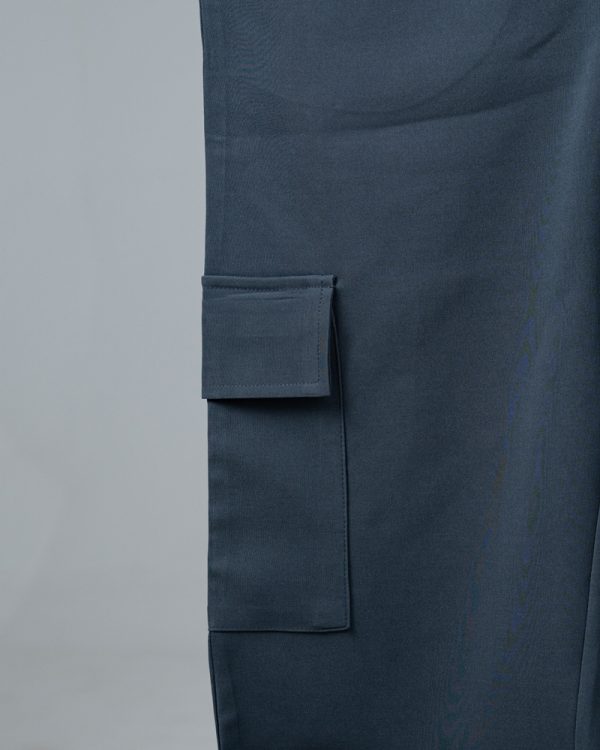 Men's Baggy Fit Cargo Pants in Charcoal Grey - Image 3