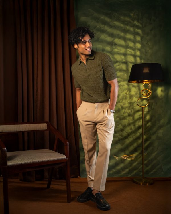 Men’s Zip-Up Loop Patterned Knit Polo in Olive - Image 4