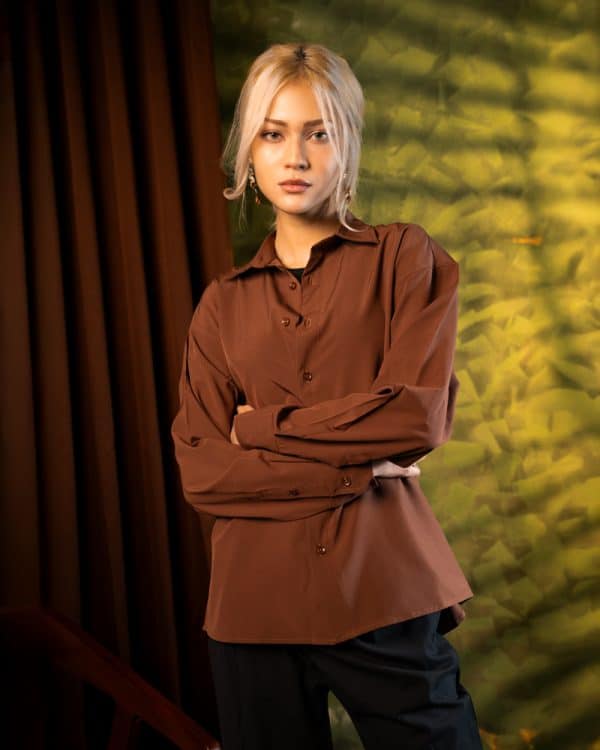 Women’s Oversized Flow Shirt in Cognac Brown - Image 7