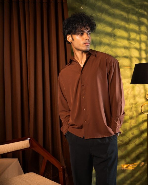 Men’s Oversized Flow Shirt in Cognac Brown