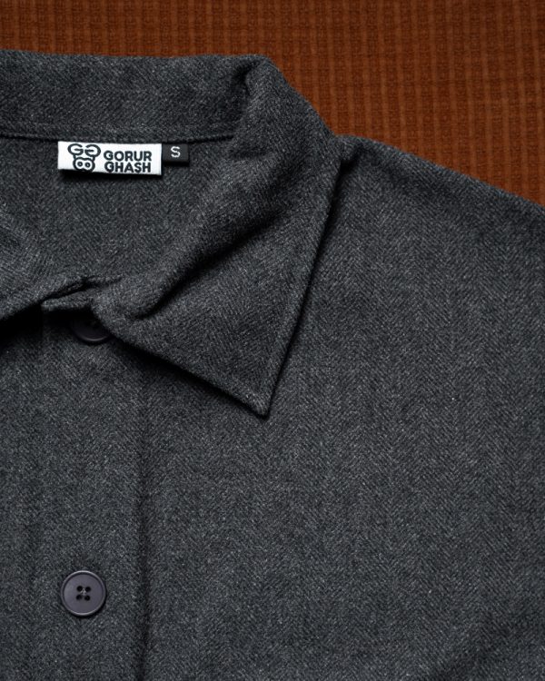 Women's Herringbone Patterned Thick Boxy Jacket in Onix Grey - Image 3