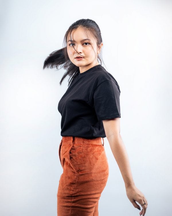 Women's Premium Basic Black Crewneck T-shirt