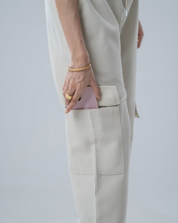 Women's Twill Patterned Baggy Fit Cargo Pants in Off White - Image 4