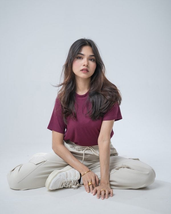 Women's Twill Patterned Baggy Fit Cargo Pants in Off White - Image 12