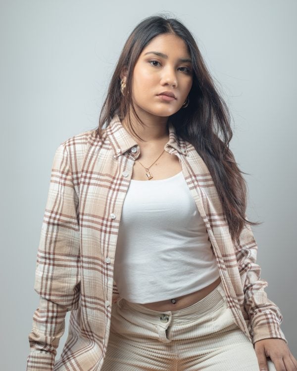 Women’s Long Sleeve Flannel Shirt in Cream