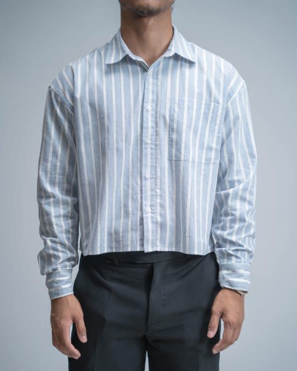 Men’s Oversized Cropped Shirt in White & Blue - Image 4