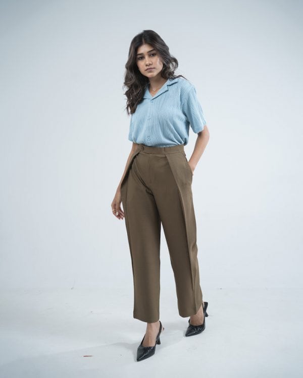 Women's High-Waisted Curve Pleated Formal Pants in Muted Brown