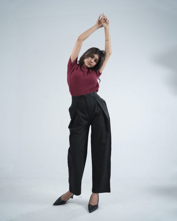 Women's High-Waisted Curve Pleated Formal Pants in Black - Image 7