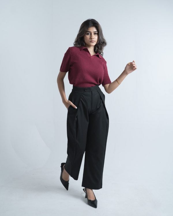 Women's High-Waisted Curve Pleated Formal Pants in Black
