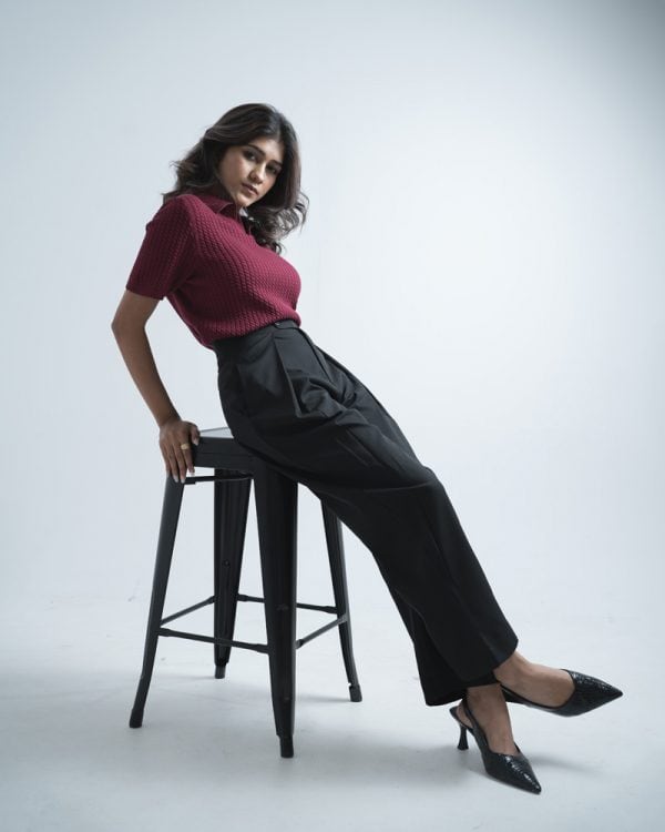 Women's High-Waisted Curve Pleated Formal Pants in Black - Image 6