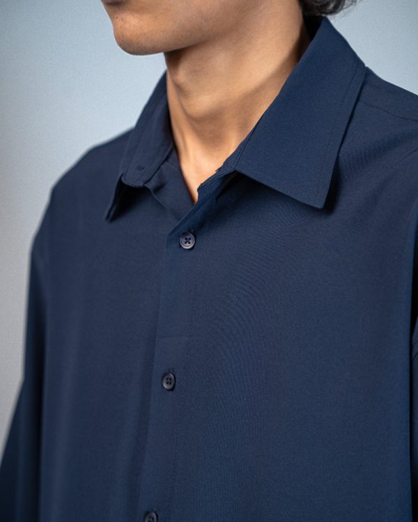 Men’s Oversized Flow Shirt in Navy Blue - Image 4