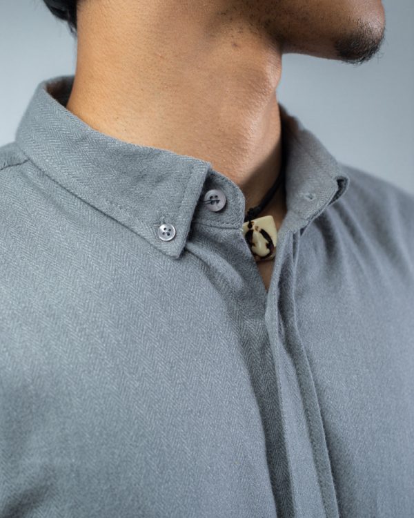 Men’s Long Sleeve Button-Down Herringbone Patterned Shirt in Light Grey - Image 3