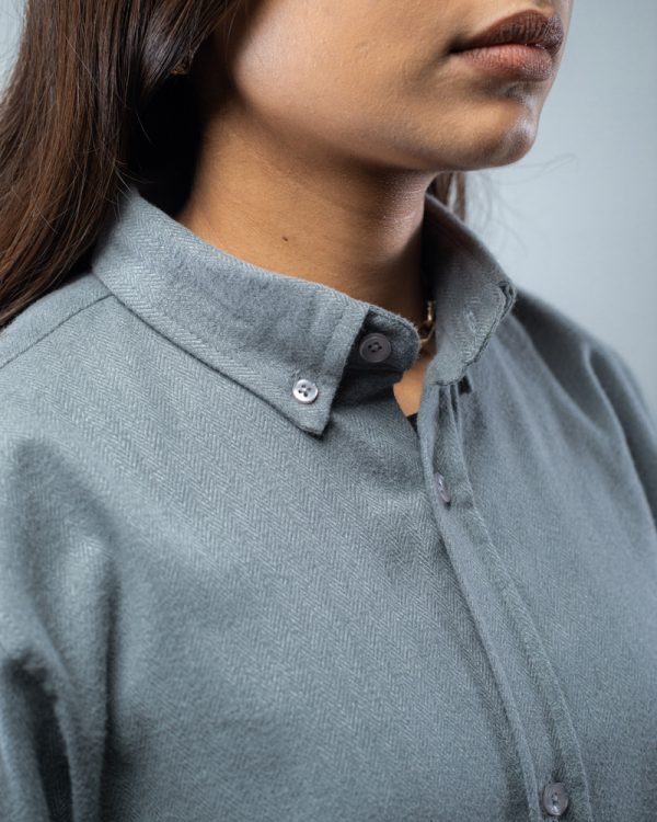 Women’s Long Sleeve Button-Down Herringbone Patterned Shirt in Light Grey - Image 3